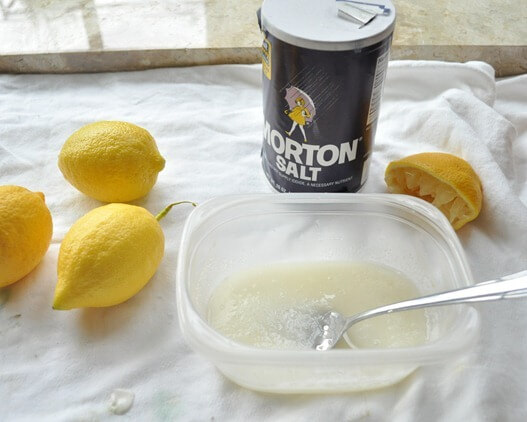 mixture-of-water-lemon-and-salt for paint smell removal