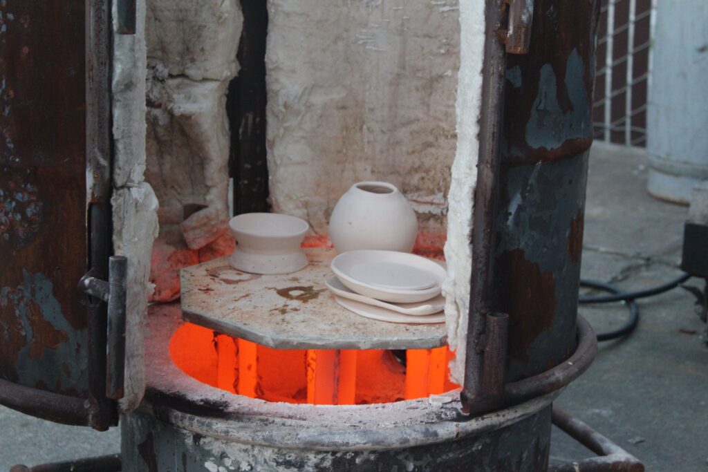 pottery kiln for drying kitchenware items