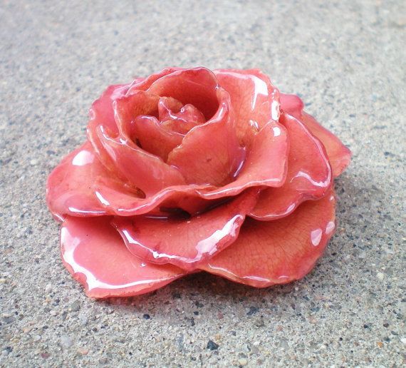 preserving rose flowers in resin with easy steps-passionthursday.com